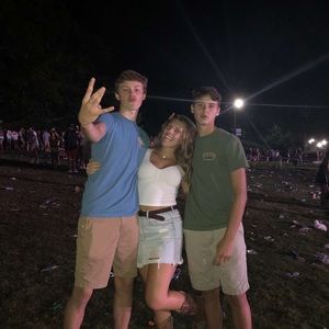 Meet your Posher, Cooper